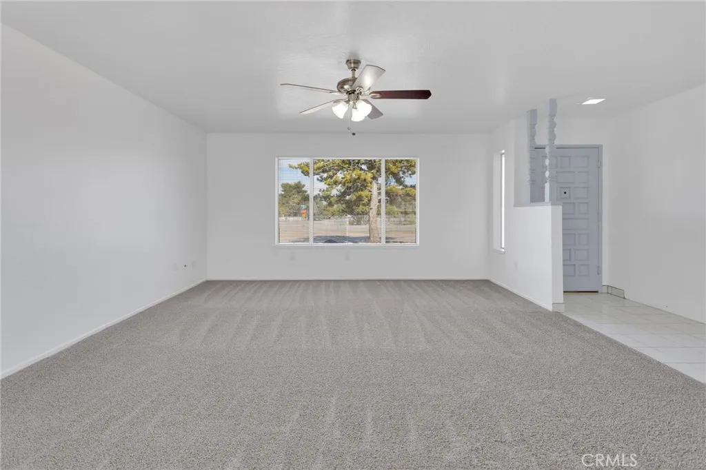 16757 Danbury, Hesperia, California 92345 home-pic-8