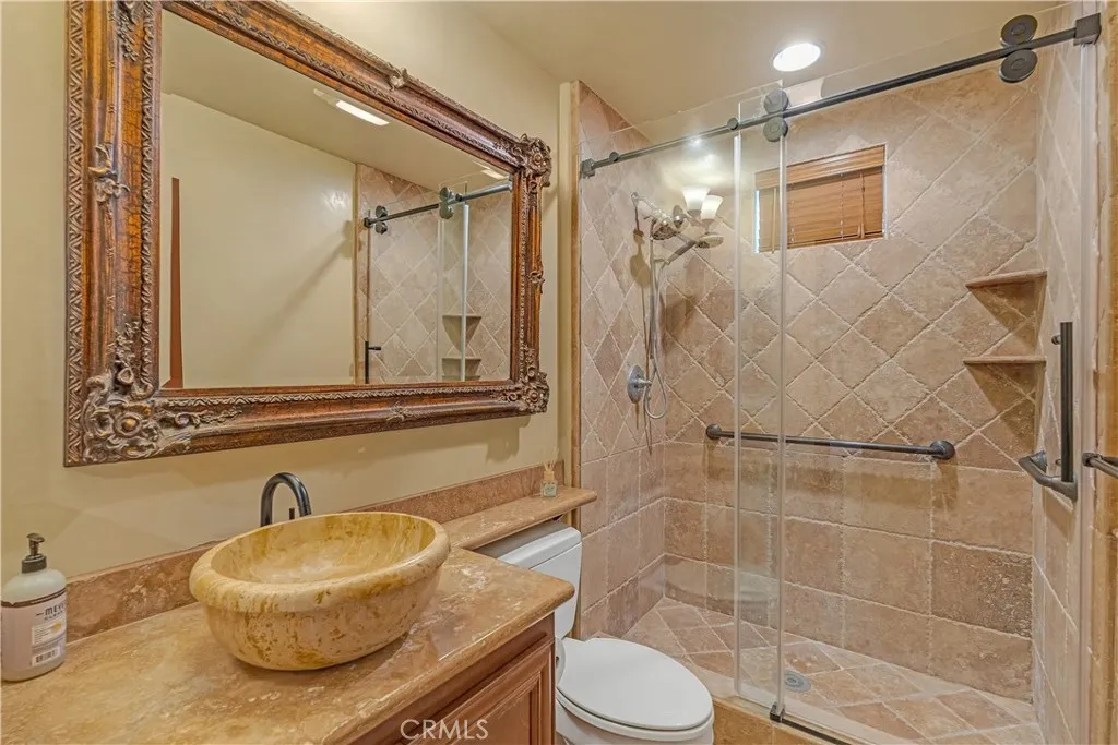 780 W Aster Place, Santa Ana, California 92706 home-pic-39