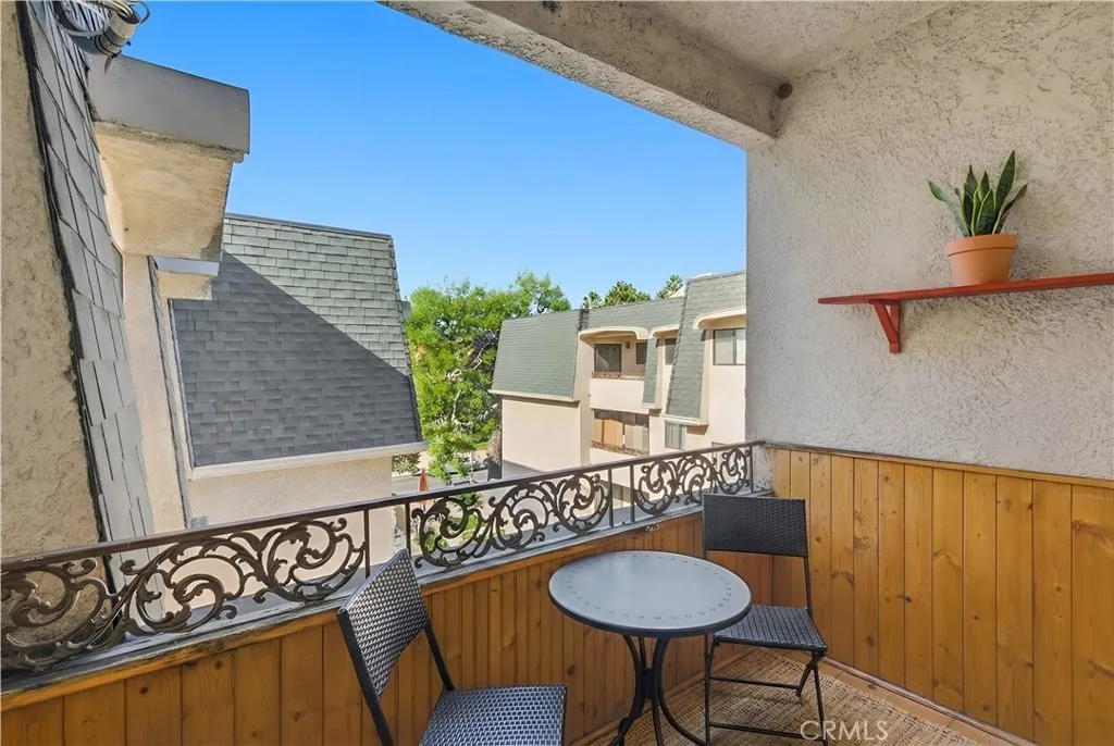 4700 Natick Avenue 315, Sherman Oaks, California 91403 home-pic-8