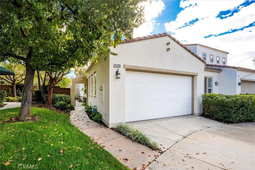 23705 Western Cedar Court, Valencia, California 91354 home-pic-0