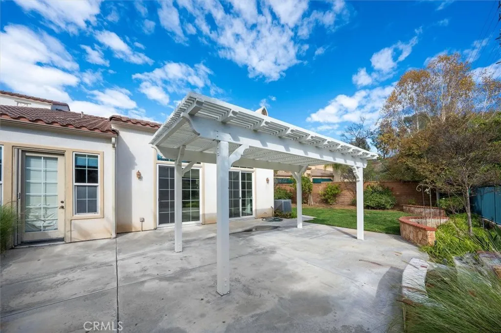 23705 Western Cedar Court, Valencia, California 91354 home-pic-25