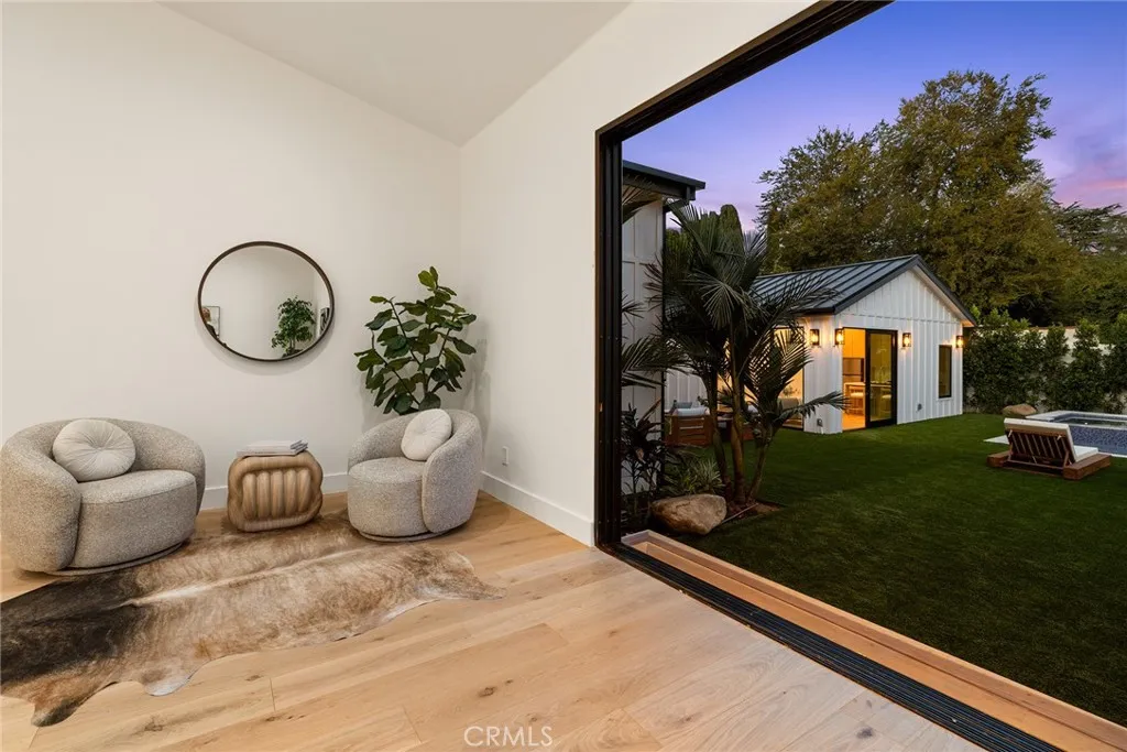 5750 Stansbury, Sherman Oaks, California 91401 home-pic-18