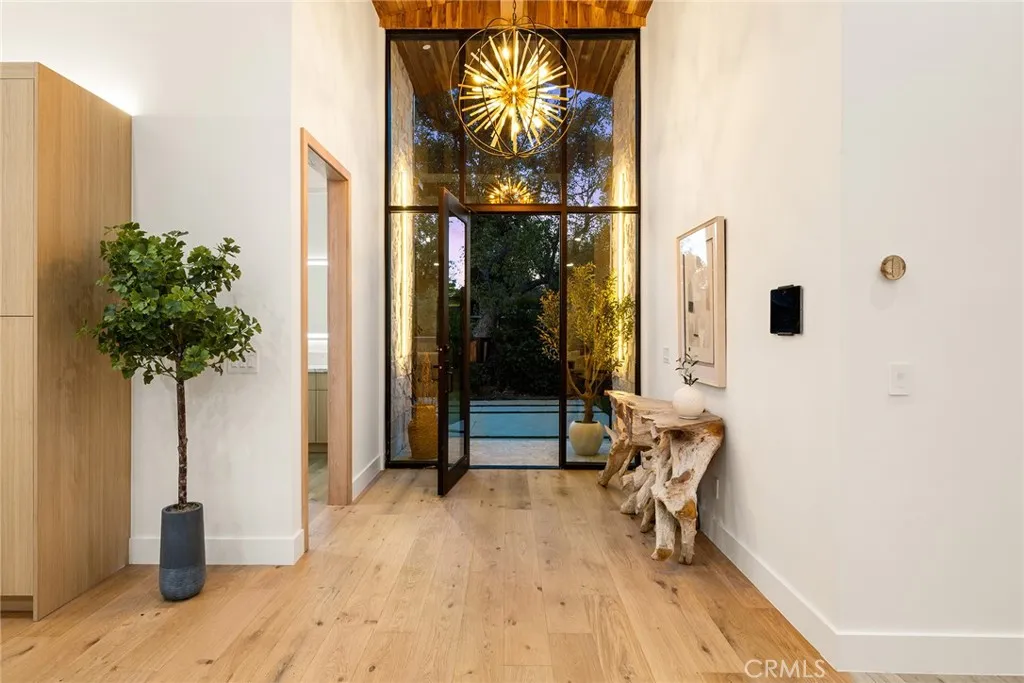 5750 Stansbury, Sherman Oaks, California 91401 home-pic-4
