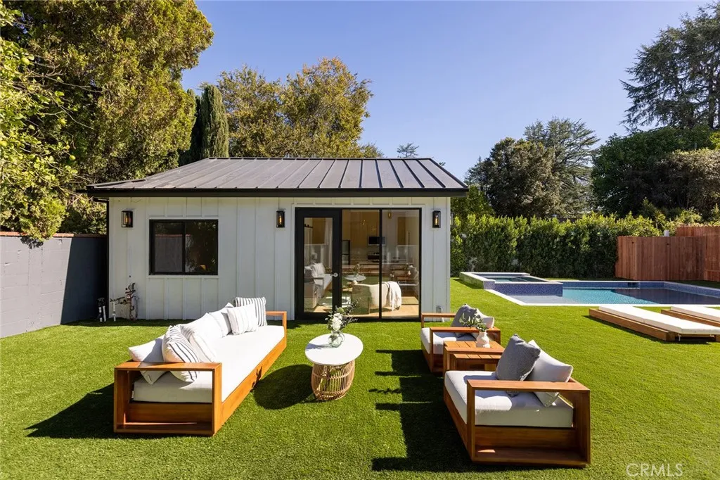 5750 Stansbury, Sherman Oaks, California 91401 home-pic-35