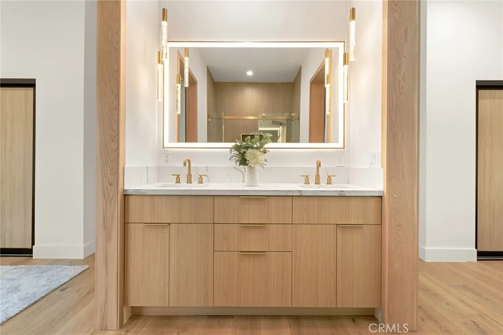5750 Stansbury, Sherman Oaks, California 91401 home-pic-27