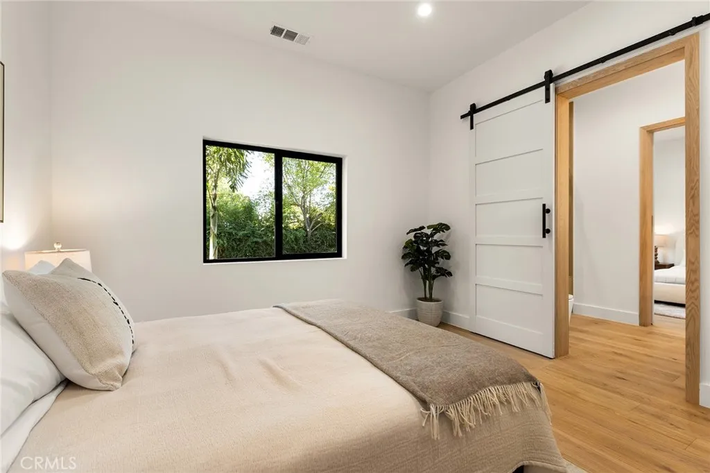 5750 Stansbury, Sherman Oaks, California 91401 home-pic-32