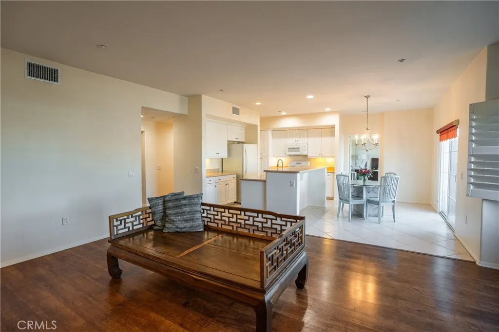 17782 Liberty, Fountain Valley, California 92708 home-pic-4