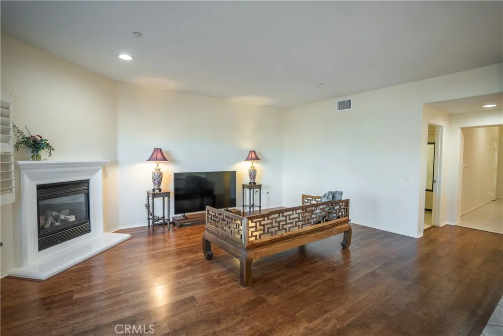 17782 Liberty, Fountain Valley, California 92708 home-pic-5