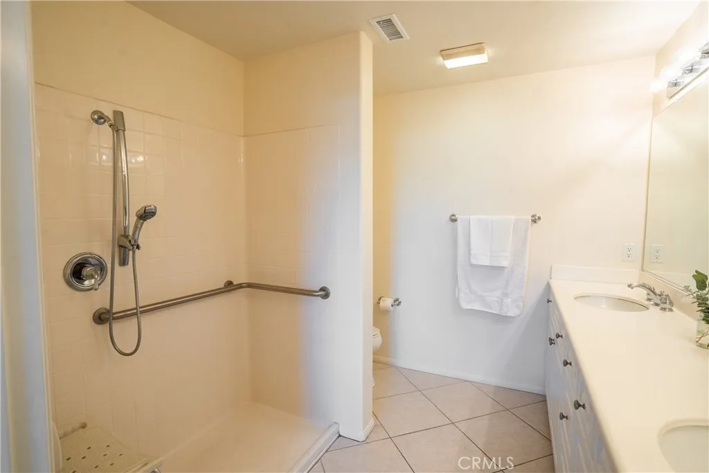 17782 Liberty, Fountain Valley, California 92708 home-pic-15