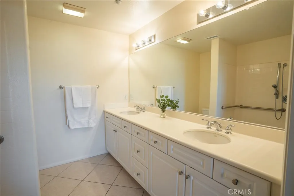 17782 Liberty, Fountain Valley, California 92708 home-pic-14
