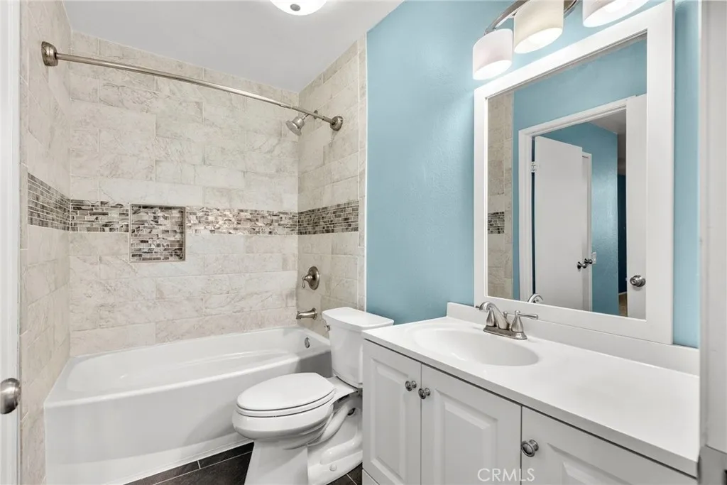 24778 Masters Cup, Valencia, California 91355 home-pic-18
