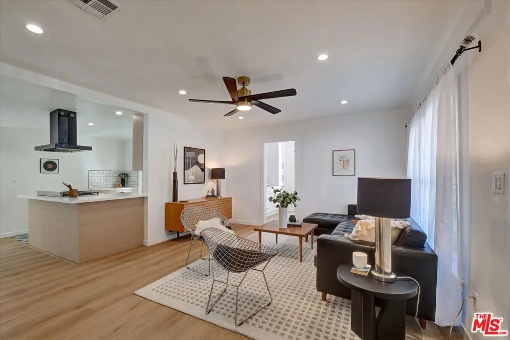 2100 Whitmore Avenue, Los Angeles, California 90039 home-pic-2