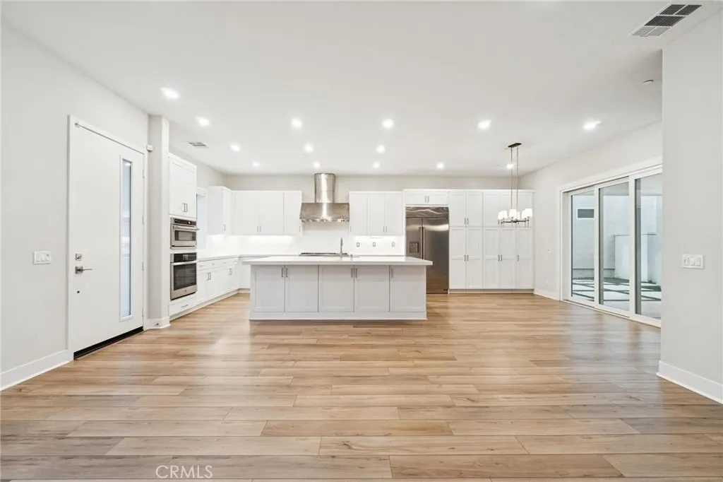27237 Bush Mallow Court, Valencia, California 91381 home-pic-5