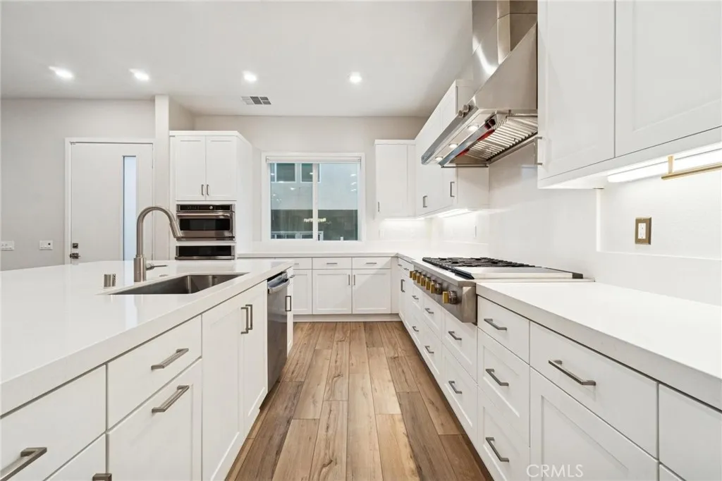 27237 Bush Mallow Court, Valencia, California 91381 home-pic-10