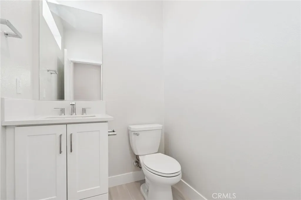 27237 Bush Mallow Court, Valencia, California 91381 home-pic-39