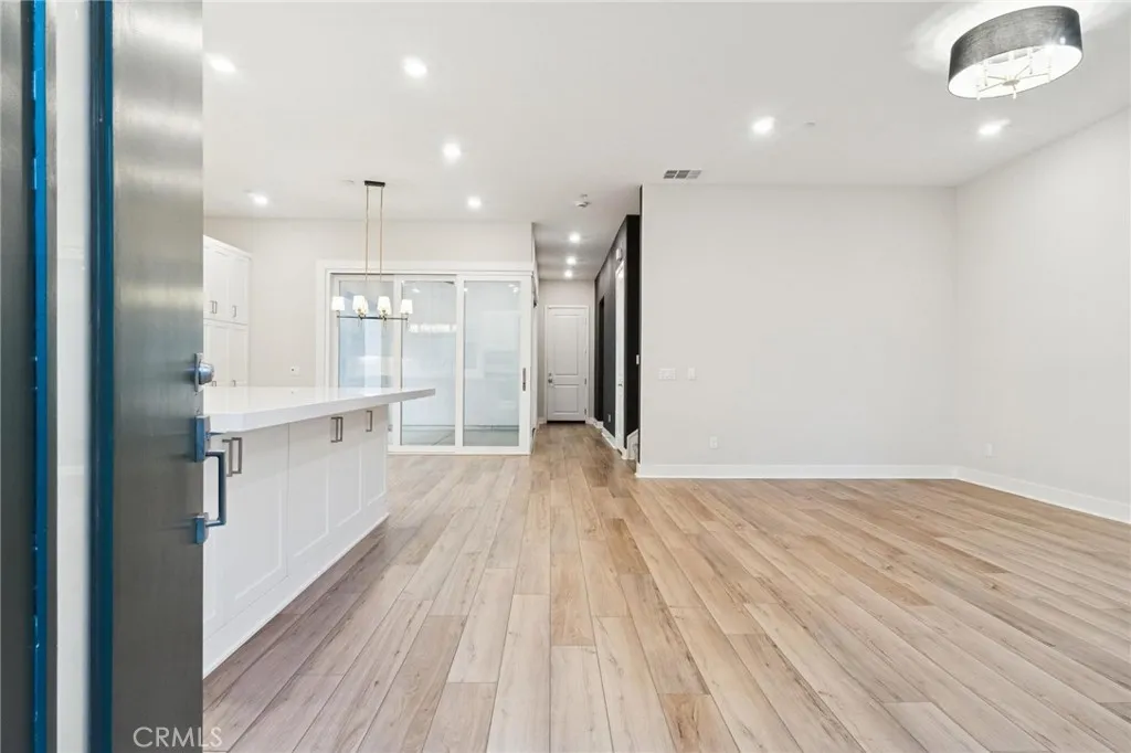 27237 Bush Mallow Court, Valencia, California 91381 home-pic-3