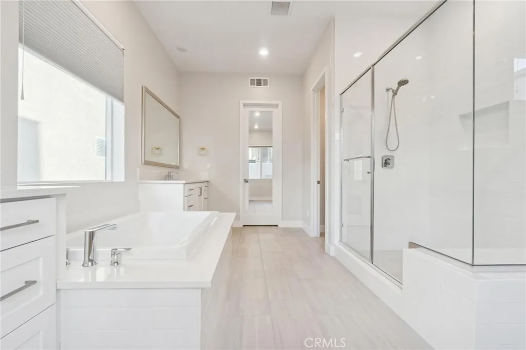 27237 Bush Mallow Court, Valencia, California 91381 home-pic-26