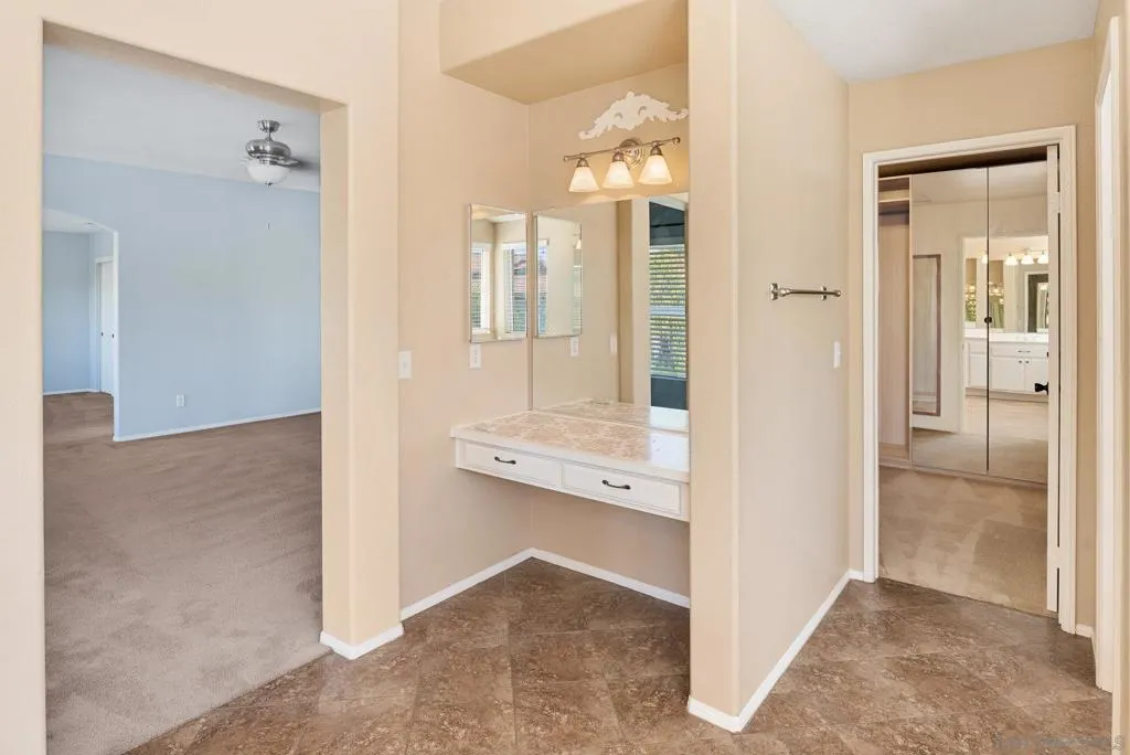 23600 Desert Oak Ln, Murrieta, California 92562 home-pic-31