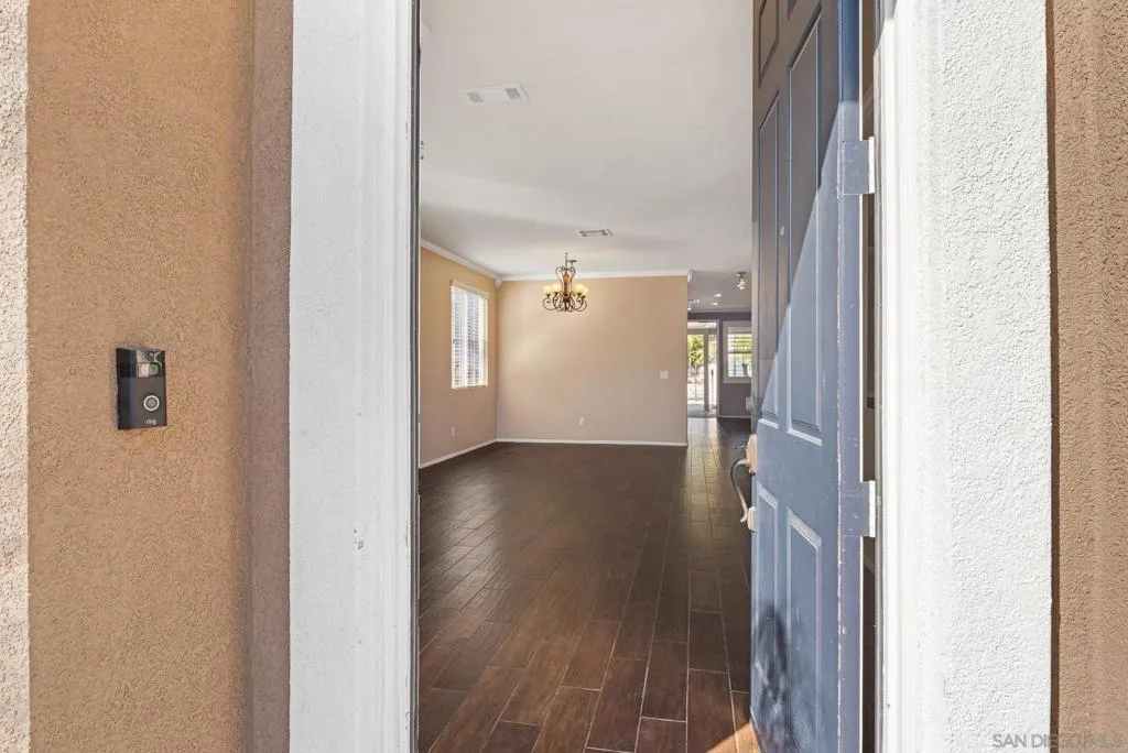 23600 Desert Oak Ln, Murrieta, California 92562 home-pic-5