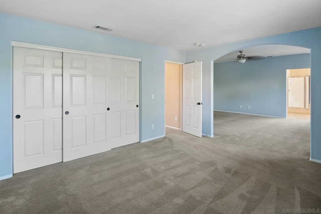 23600 Desert Oak Ln, Murrieta, California 92562 home-pic-26