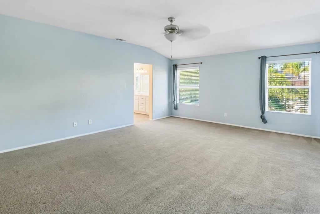 23600 Desert Oak Ln, Murrieta, California 92562 home-pic-28
