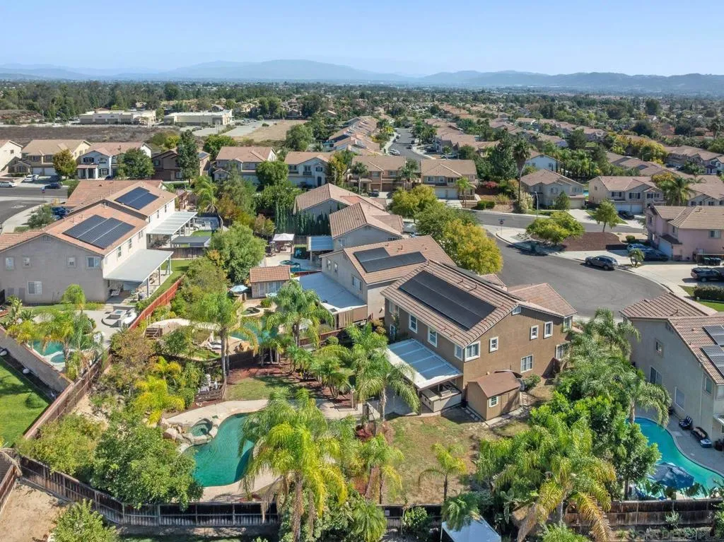 23600 Desert Oak Ln, Murrieta, California 92562 home-pic-42