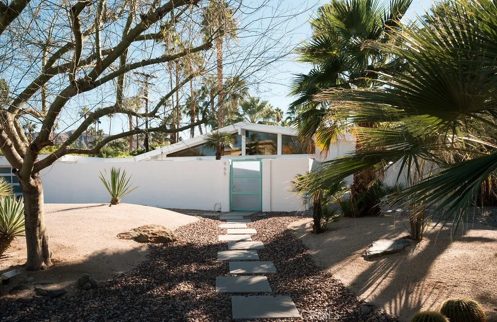 965 E Twin Palms, Palm Springs, California 92264 home-pic-0