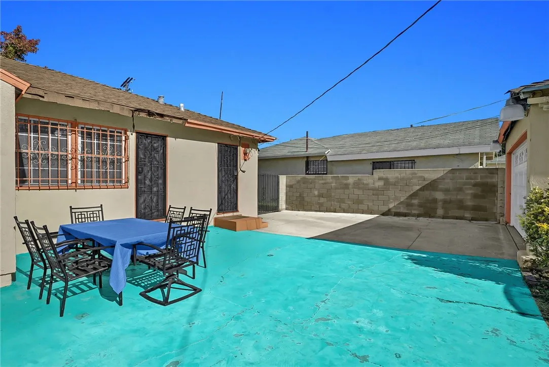 3336 W 118th, Inglewood, California 90303 home-pic-33