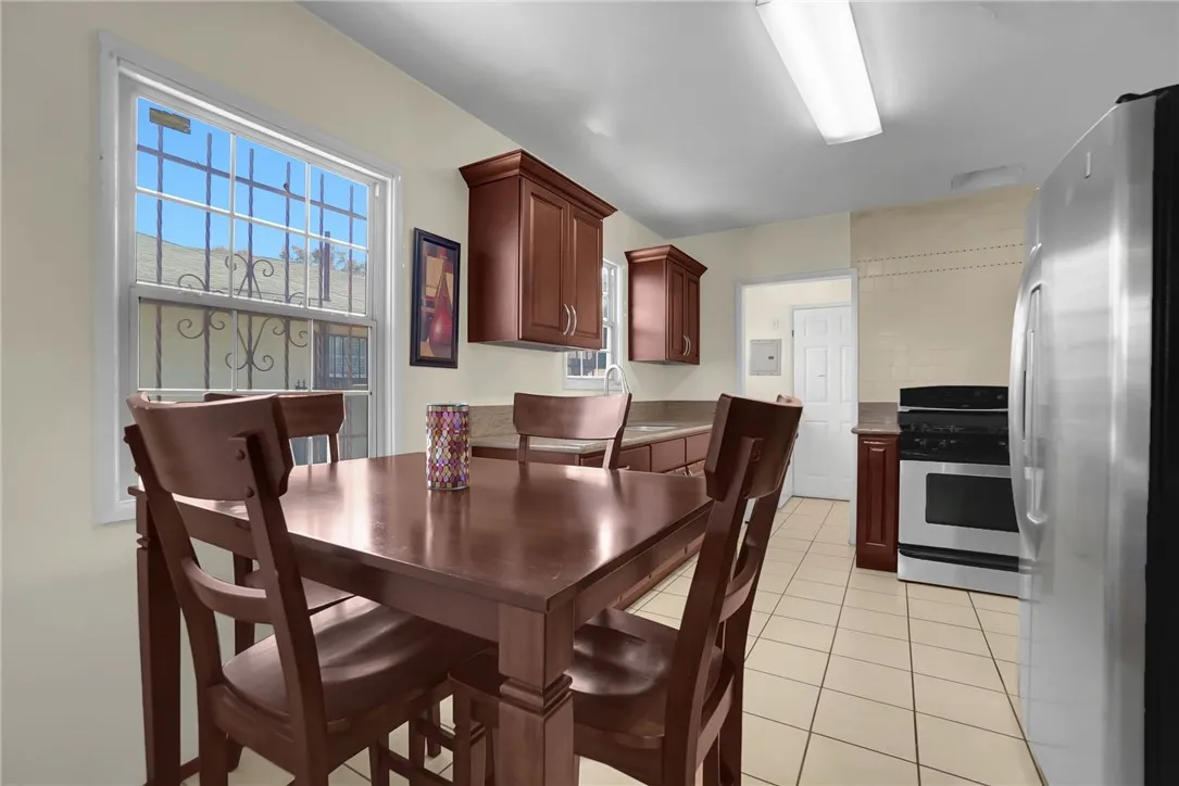 3336 W 118th, Inglewood, California 90303 home-pic-17