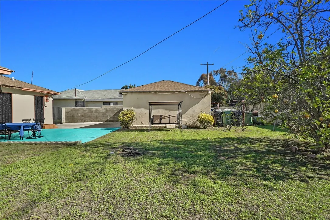 3336 W 118th, Inglewood, California 90303 home-pic-37