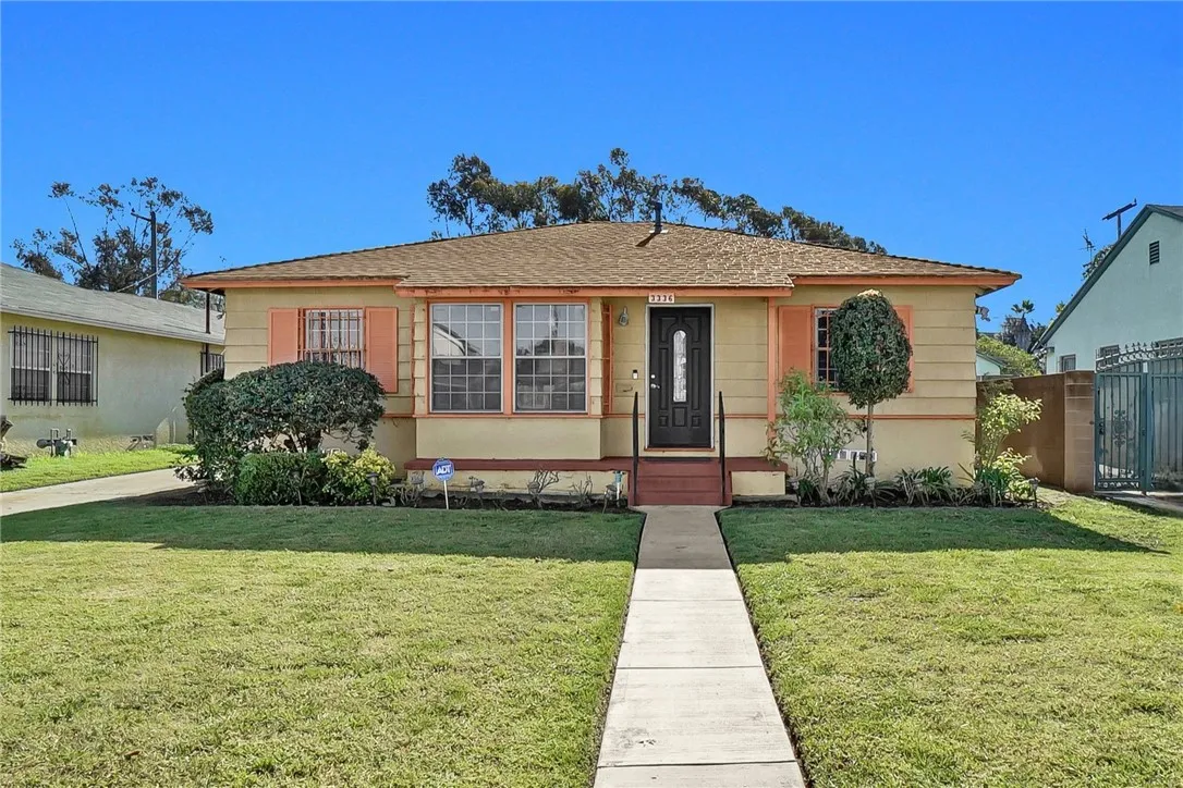 3336 W 118th, Inglewood, California 90303 home-pic-0