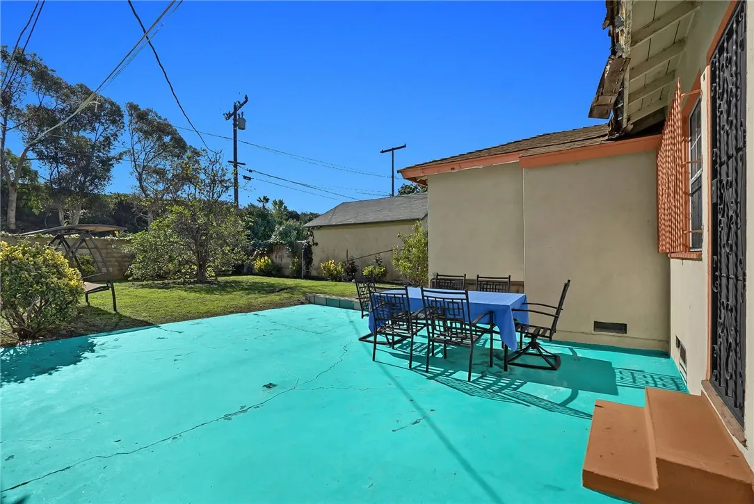 3336 W 118th, Inglewood, California 90303 home-pic-34