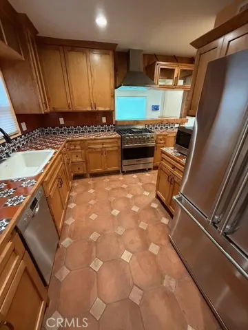 181 Corona, Long Beach, California 90803