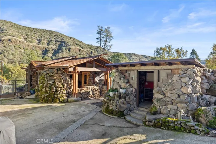 Secure Storage Building and Cabin with Bluff Views