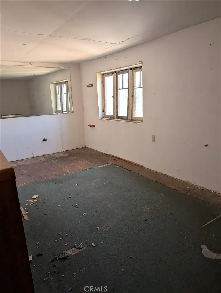 1071 Center Street, Riverside, California 92507 home-pic-8