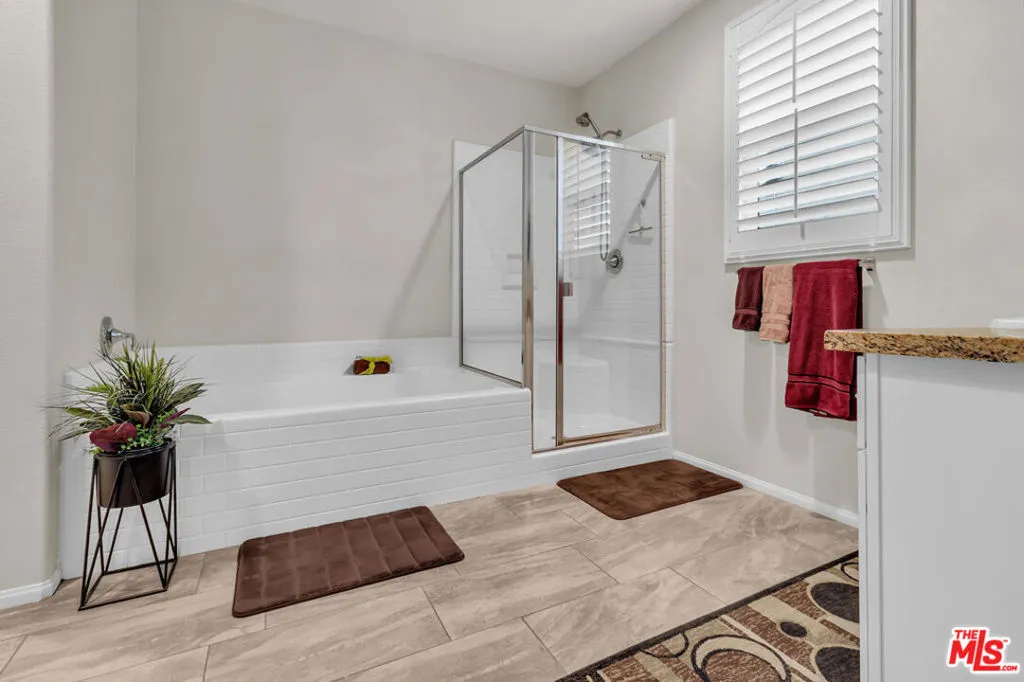 37775 Aquarius Circle, Palmdale, California 93552 home-pic-21