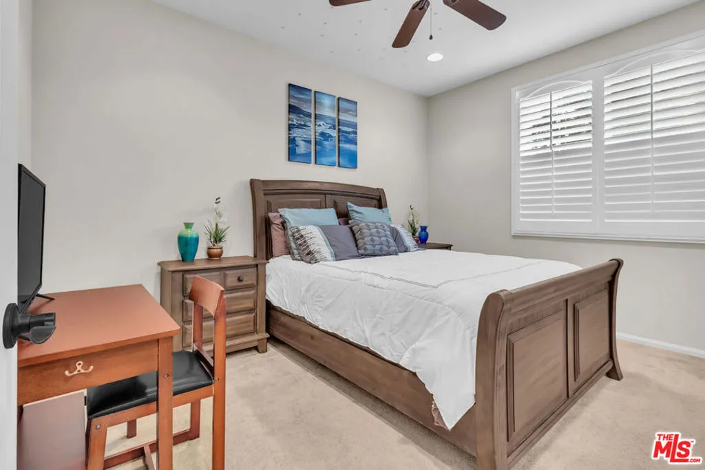 37775 Aquarius Circle, Palmdale, California 93552 home-pic-7