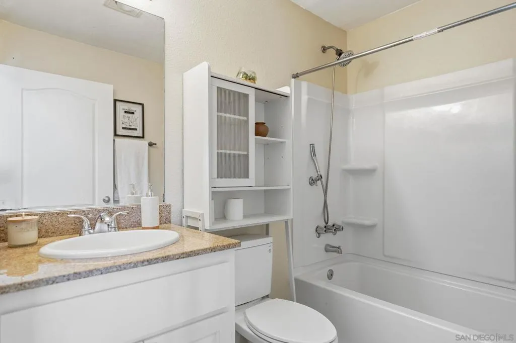 3557 Kenora Dr  home-pic-13