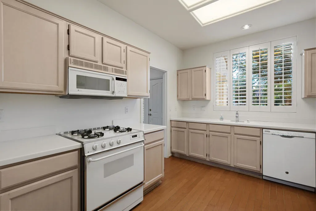 78332 Yucca Blossom Drive, Palm Desert, California 92211 home-pic-14