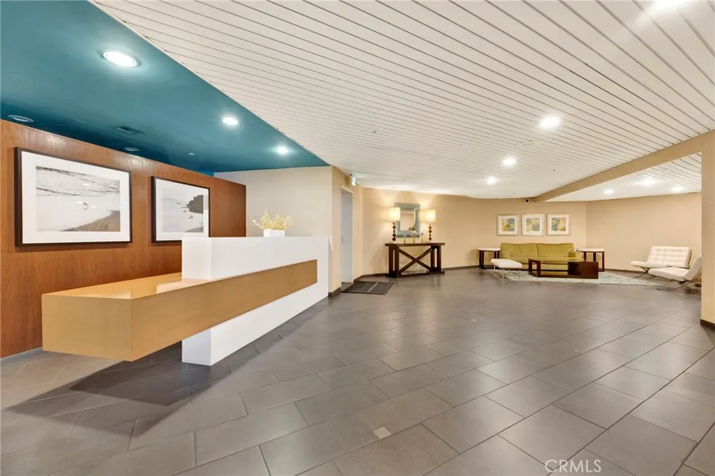 150 Ocean Park 520, Santa Monica, California 90405 home-pic-26