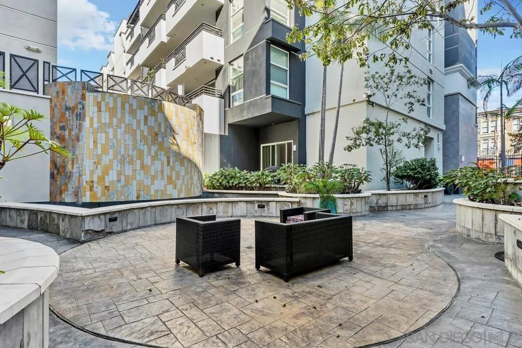 525 11th Avenue 1122, San Diego, California 92101 home-pic-18