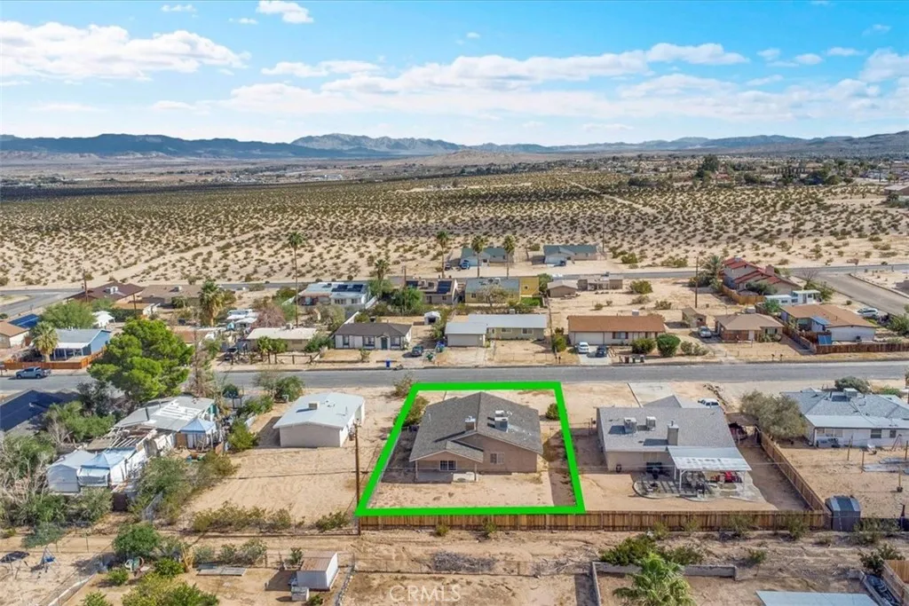 5564 Mariposa, 29 Palms, California 92277 home-pic-32