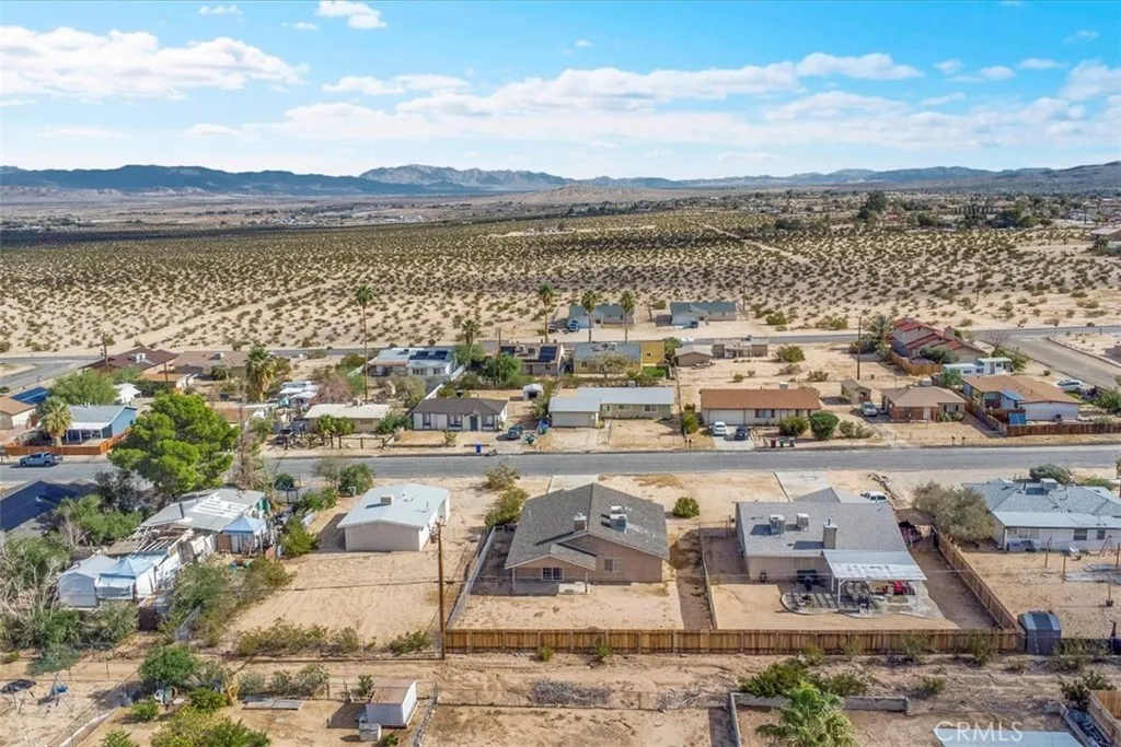 5564 Mariposa, 29 Palms, California 92277 home-pic-29