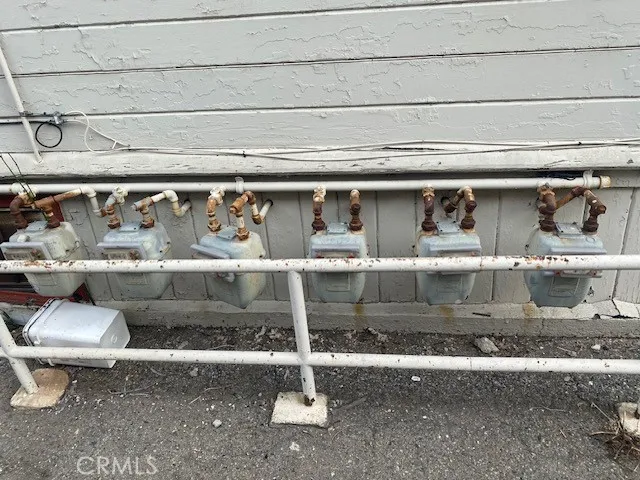 1850 W 11th, Los Angeles, California 90006