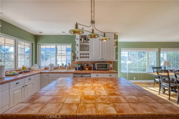 128 Cerro Court, San Luis Obispo, California 93405