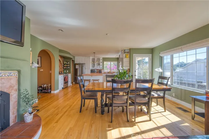 128 Cerro Court, San Luis Obispo, California 93405