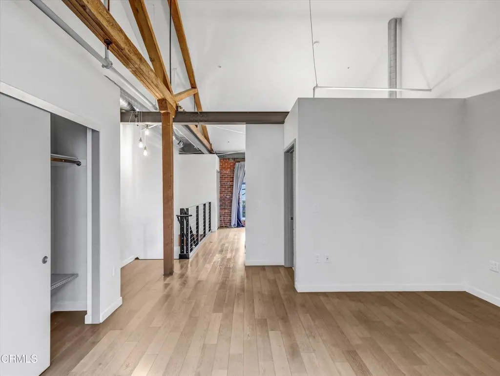 527 Molino Street 110, Los Angeles, California 90013 home-pic-18