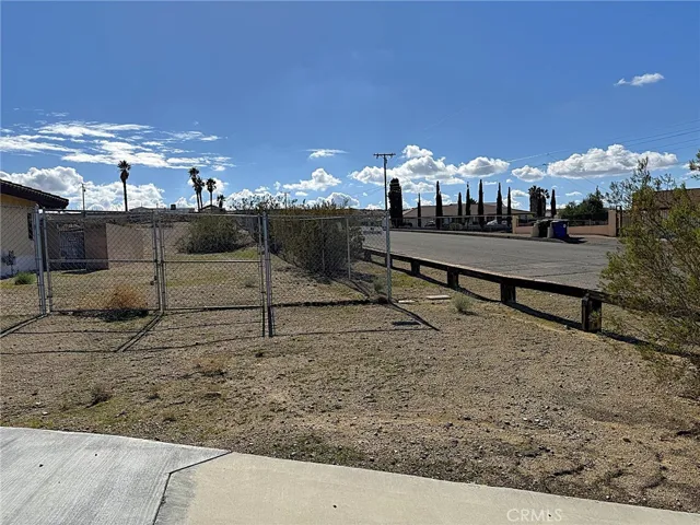 27513 Highview Avenue, Barstow, California 92311