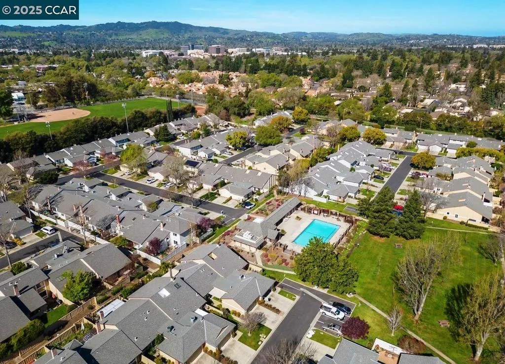 1936 Nero Ct, Walnut Creek, California 94598 home-pic-36