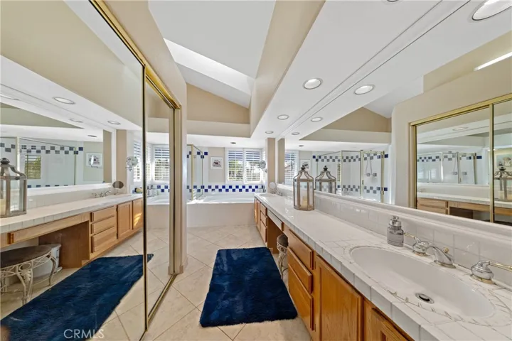23967 Via De Gema Linda, Murrieta, California 92562